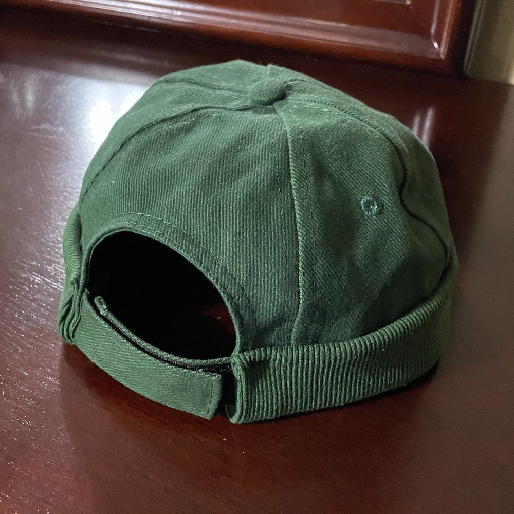 One size Green Docker Brimless Cap